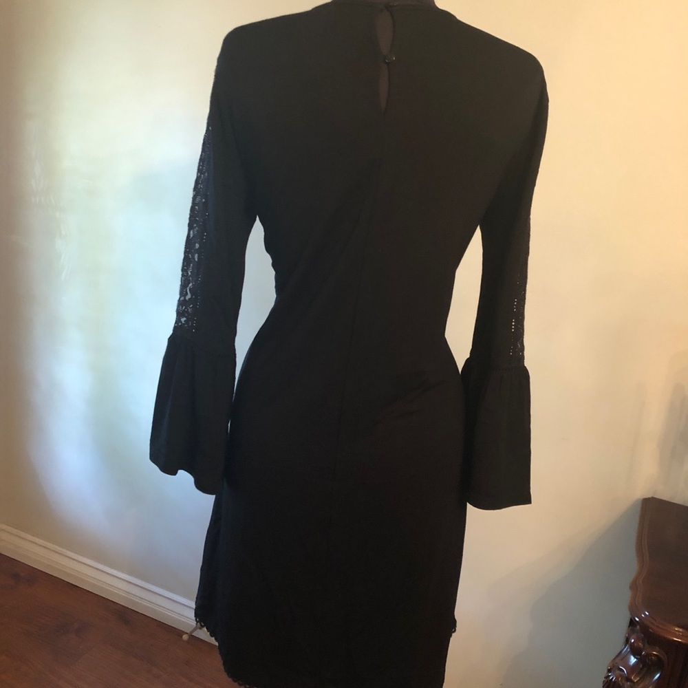 Little black dress - Picture 5 of 7